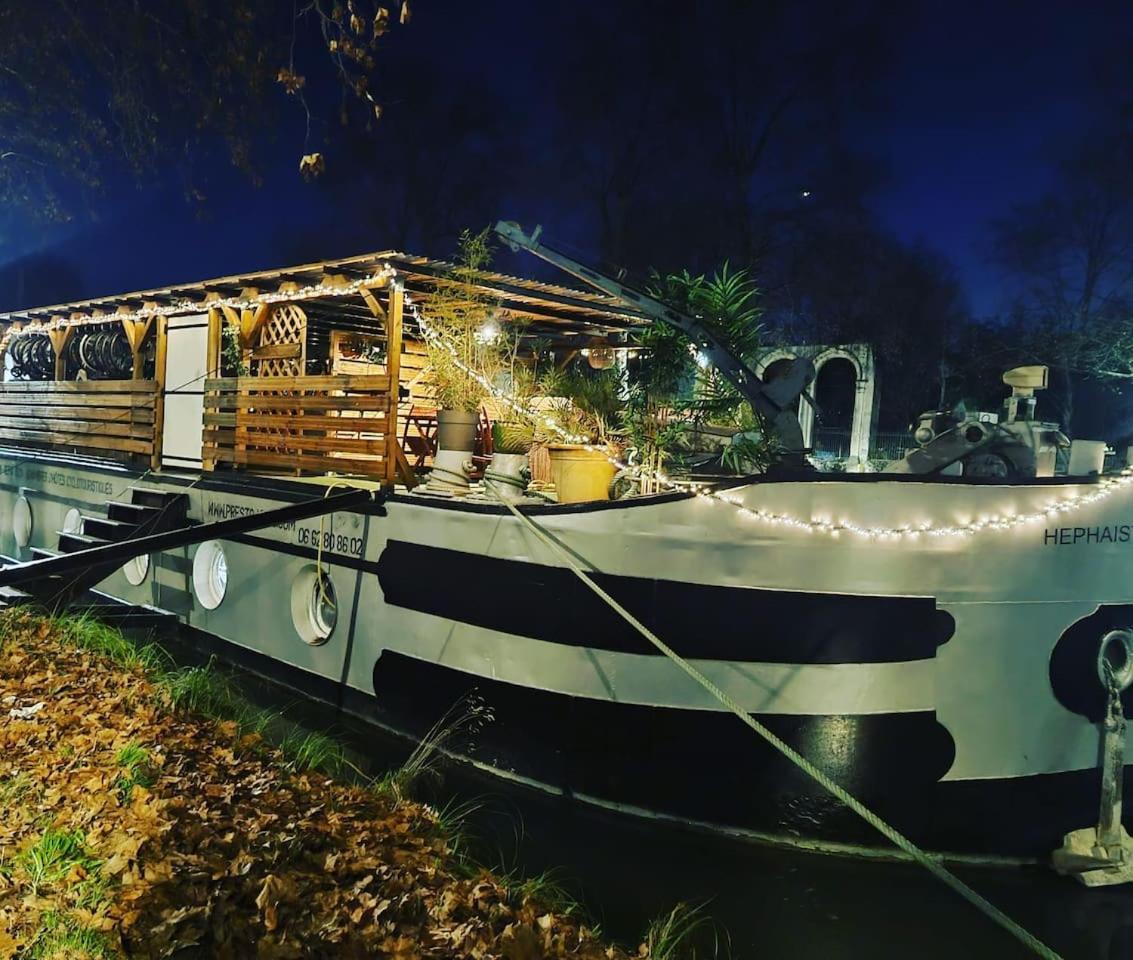Bateau-hôtel Peniche De Charme Avec Jacuzzi Sur Canal Du Midi *