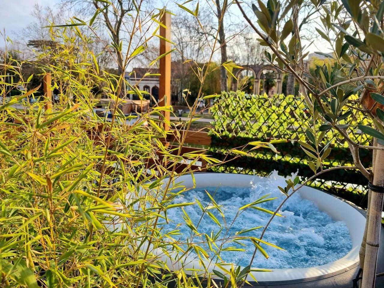 Peniche De Charme Avec Jacuzzi Sur Canal Du Midi Bateau-hôtel *